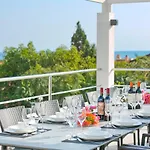 Extravagant 8 Bdrm In Marbella, Beachside ヴィラ *