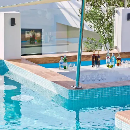 Extravagant 8 Bdrm In Marbella, Beachside Villa