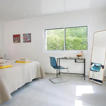 Extravagant 8 Bdrm In Marbella, Beachside * 马尔韦利亚