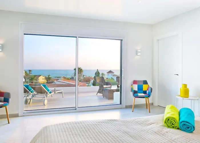 Extravagant 8 Bdrm In Marbella, Beachside Villa