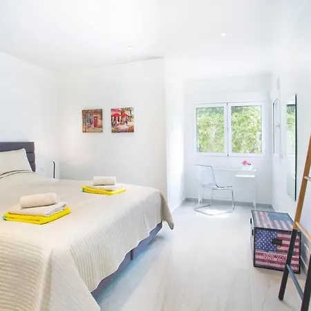 Βίλα Extravagant 8 Bdrm In Marbella, Beachside *