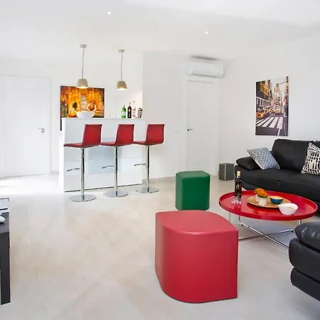 Extravagant 8 Bdrm In Marbella, Beachside Μαρμπέλλα